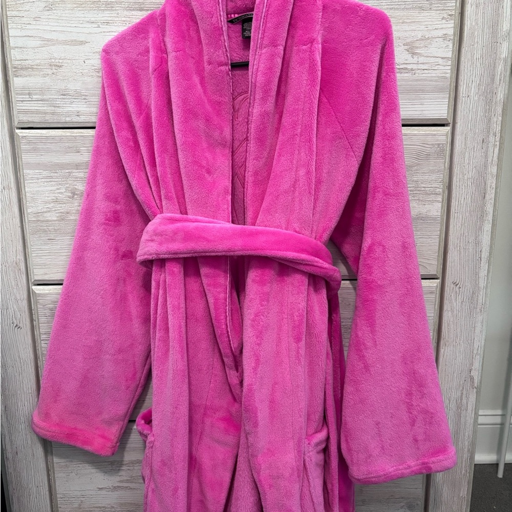 Victoria's Secret Pink Plush Robe